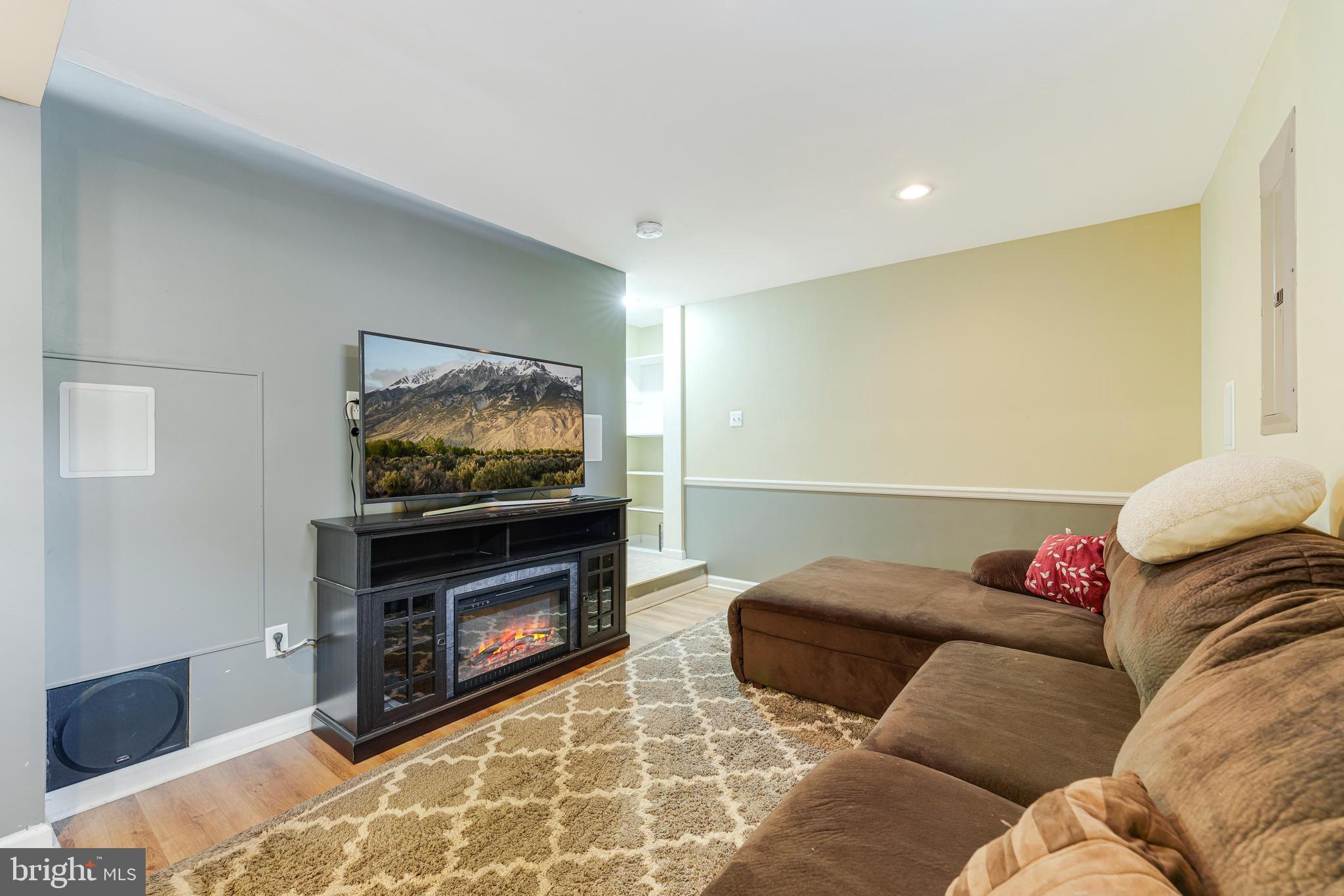 11184 Freedom Ct