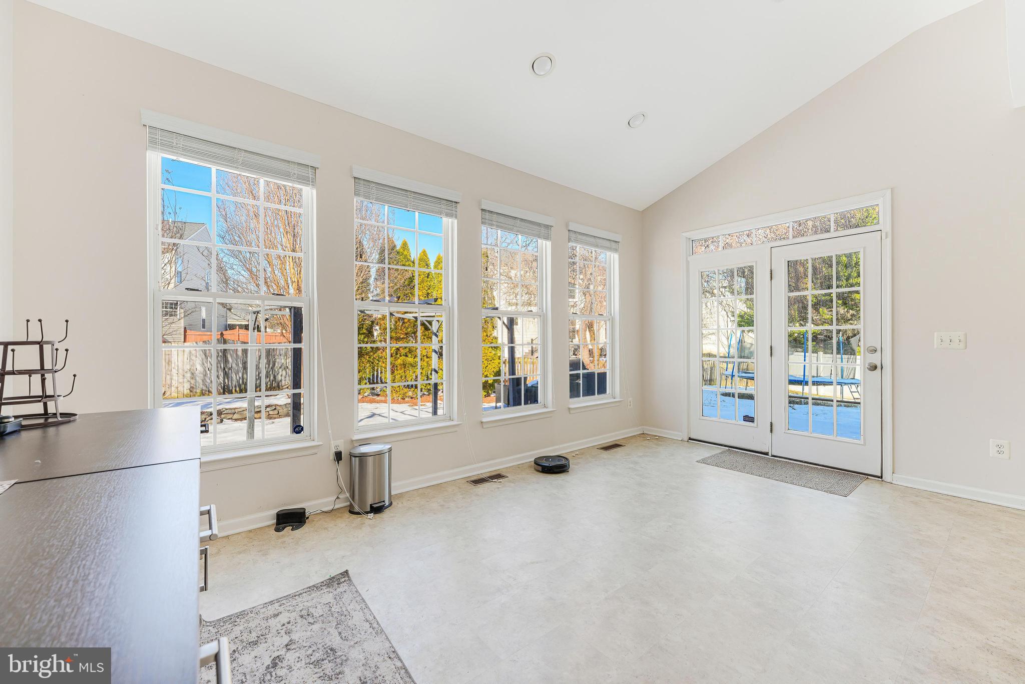11184 Freedom Ct