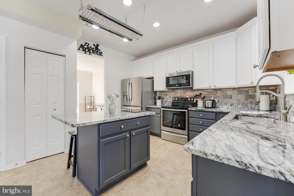 11184 Freedom Ct