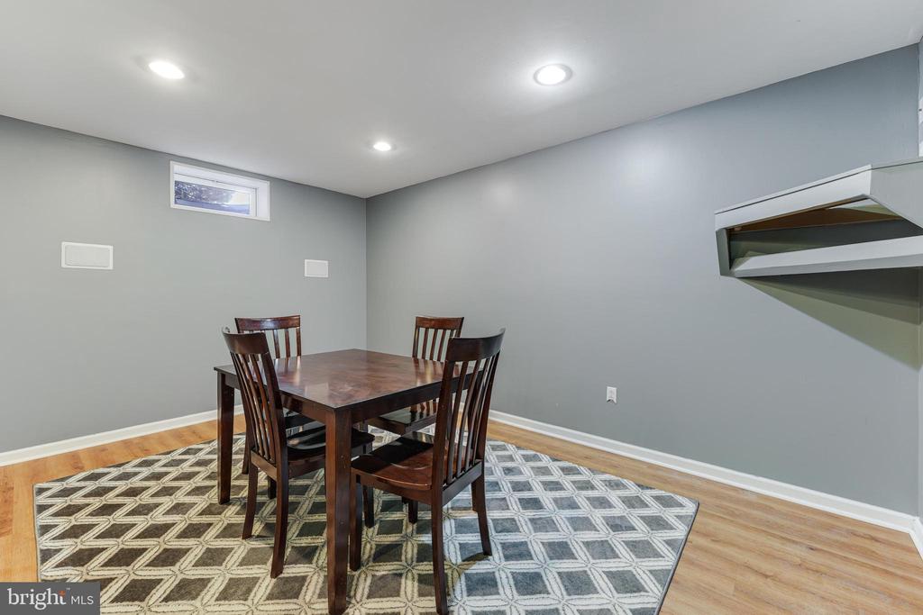 11184 Freedom Ct