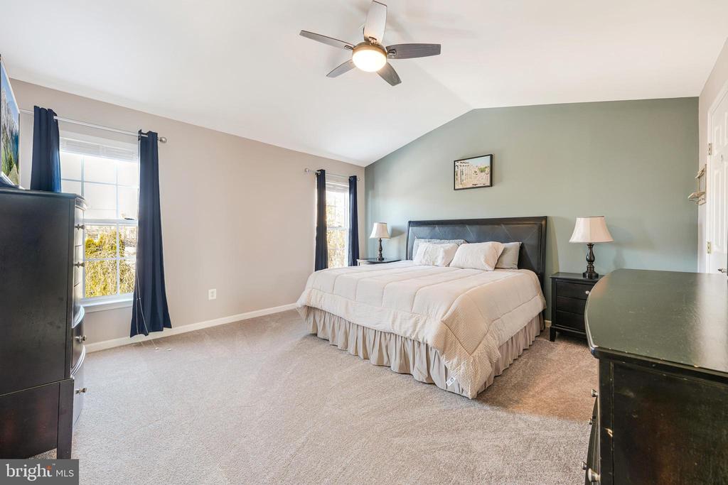 11184 Freedom Ct
