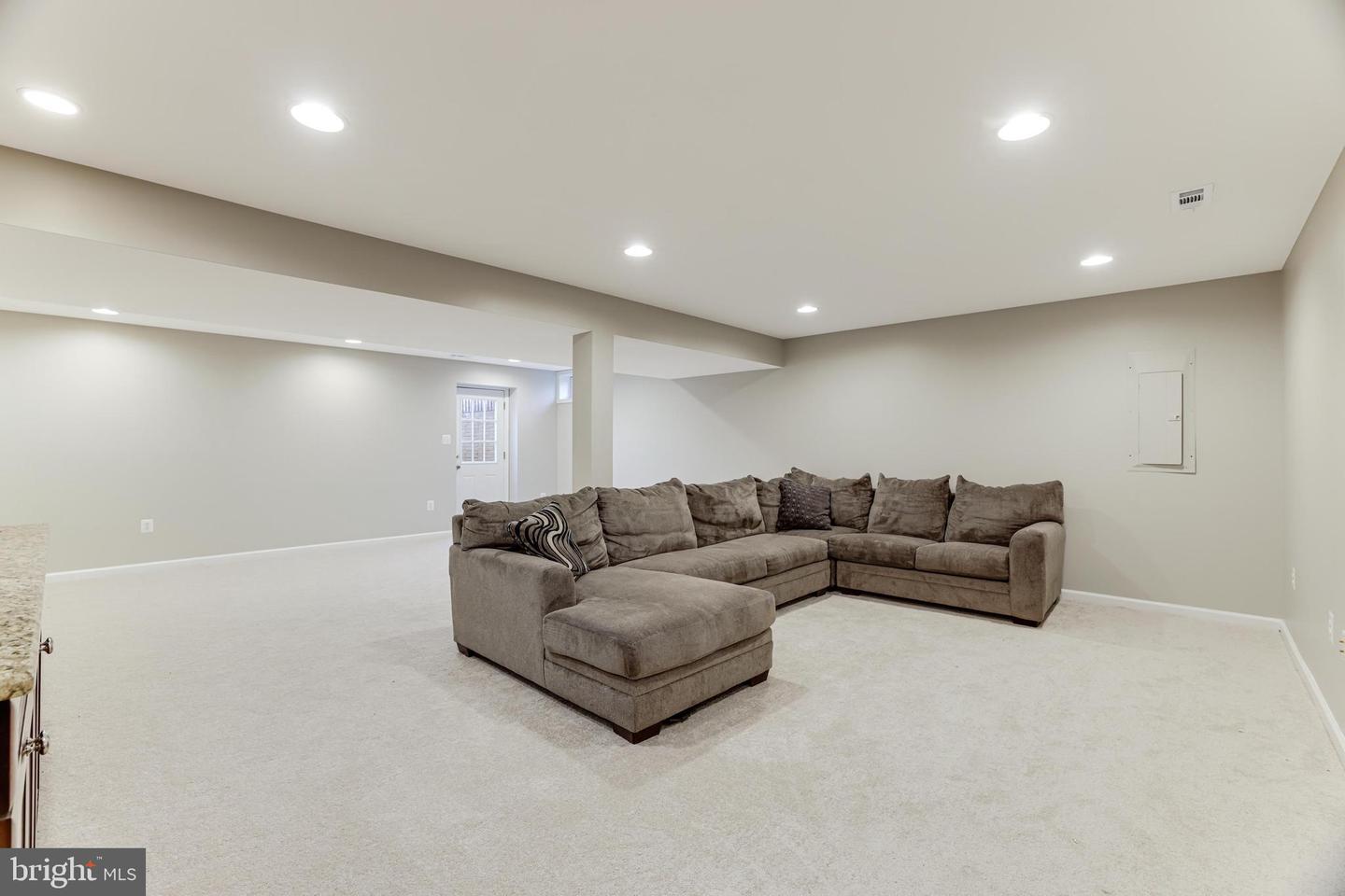 7016 Tiffany Ct