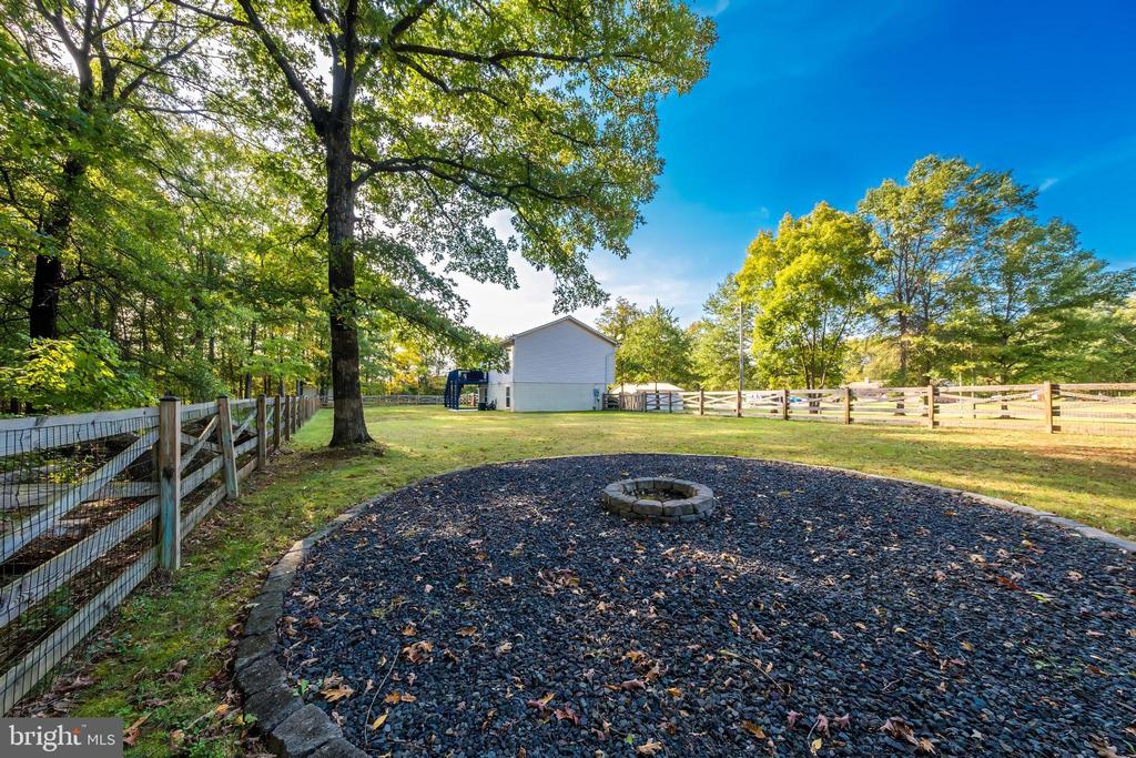 1597 Sheldon Ln