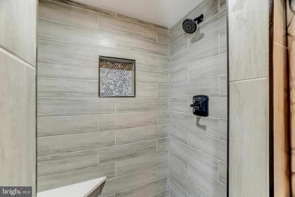 1597 Sheldon Ln
