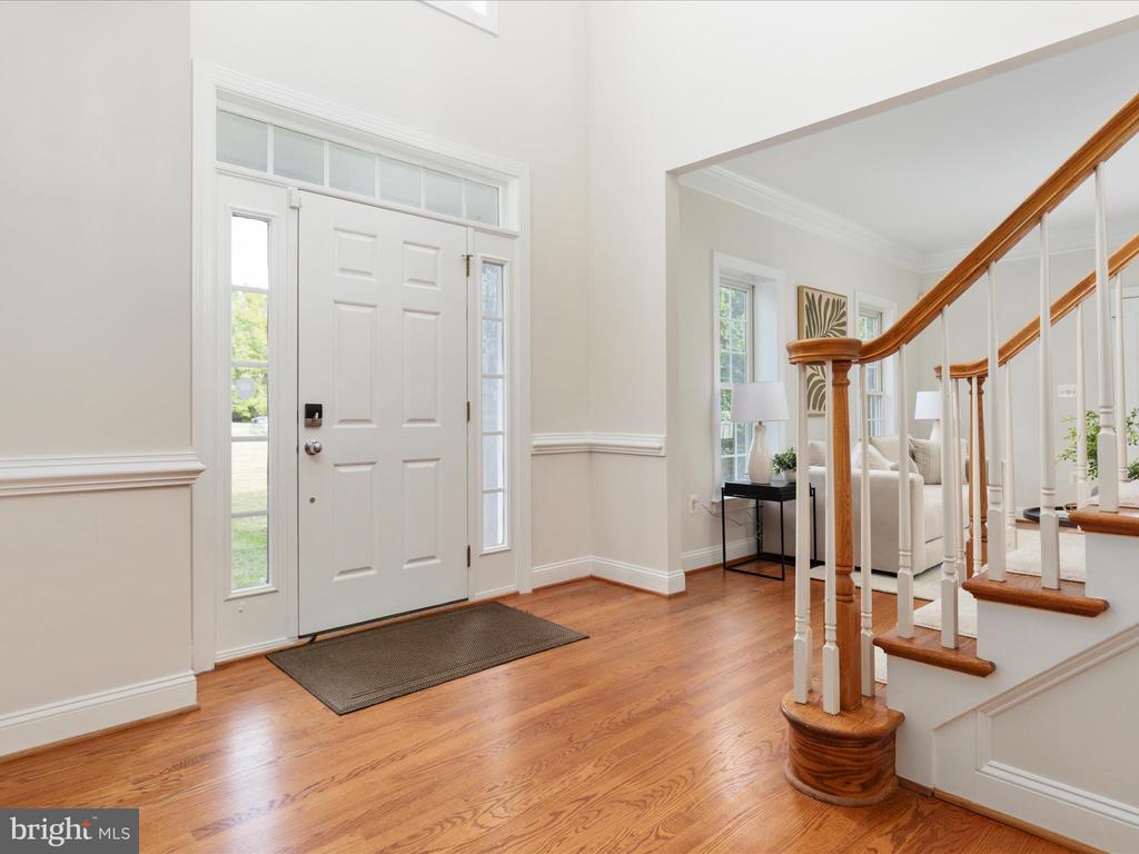 6926 EMMA COURT