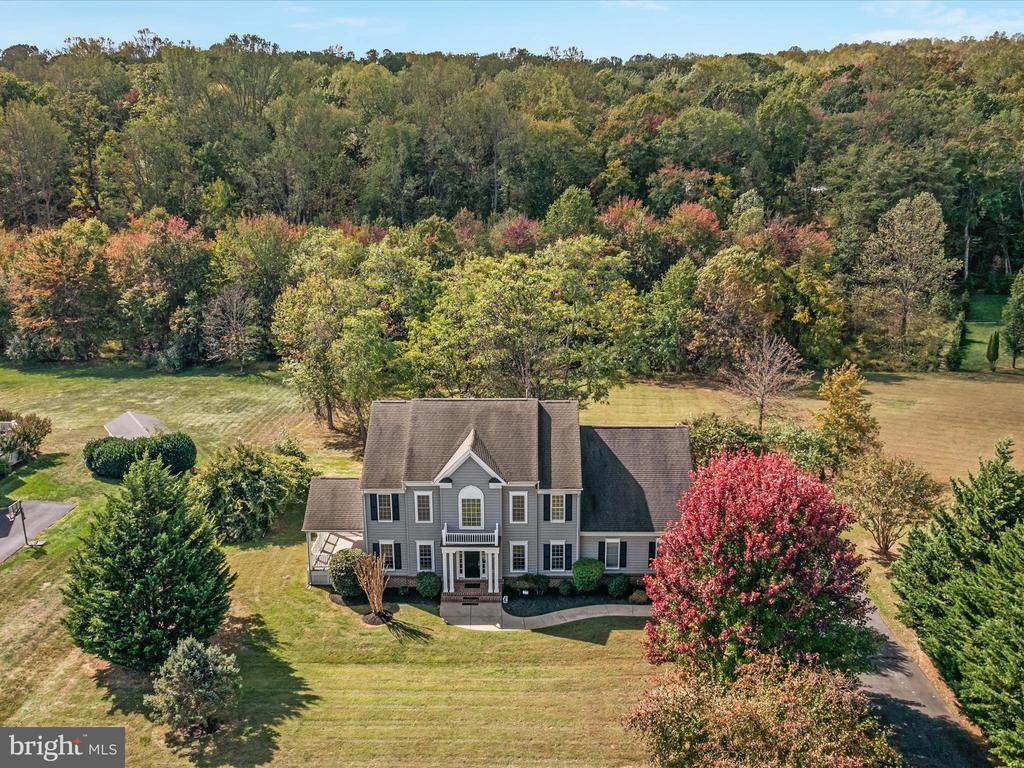 6926 EMMA COURT