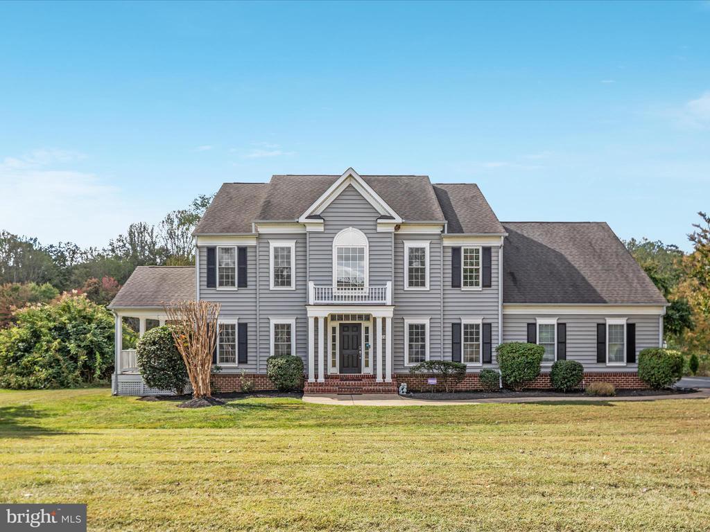 6926 EMMA COURT