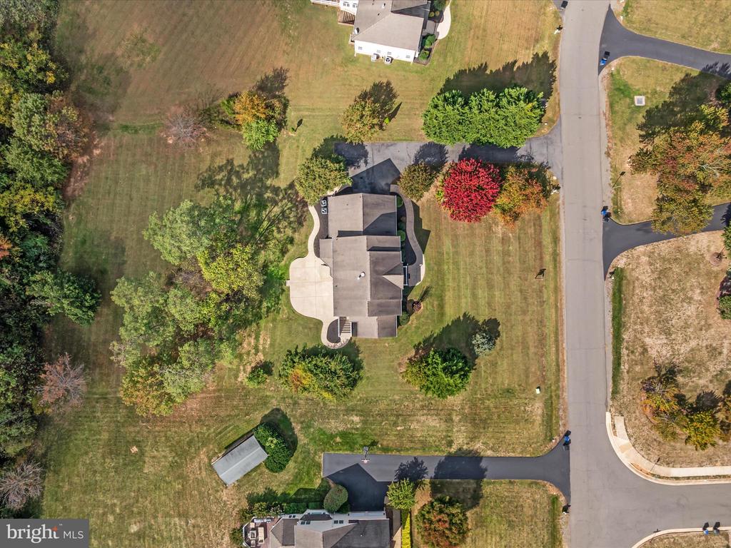 6926 EMMA COURT