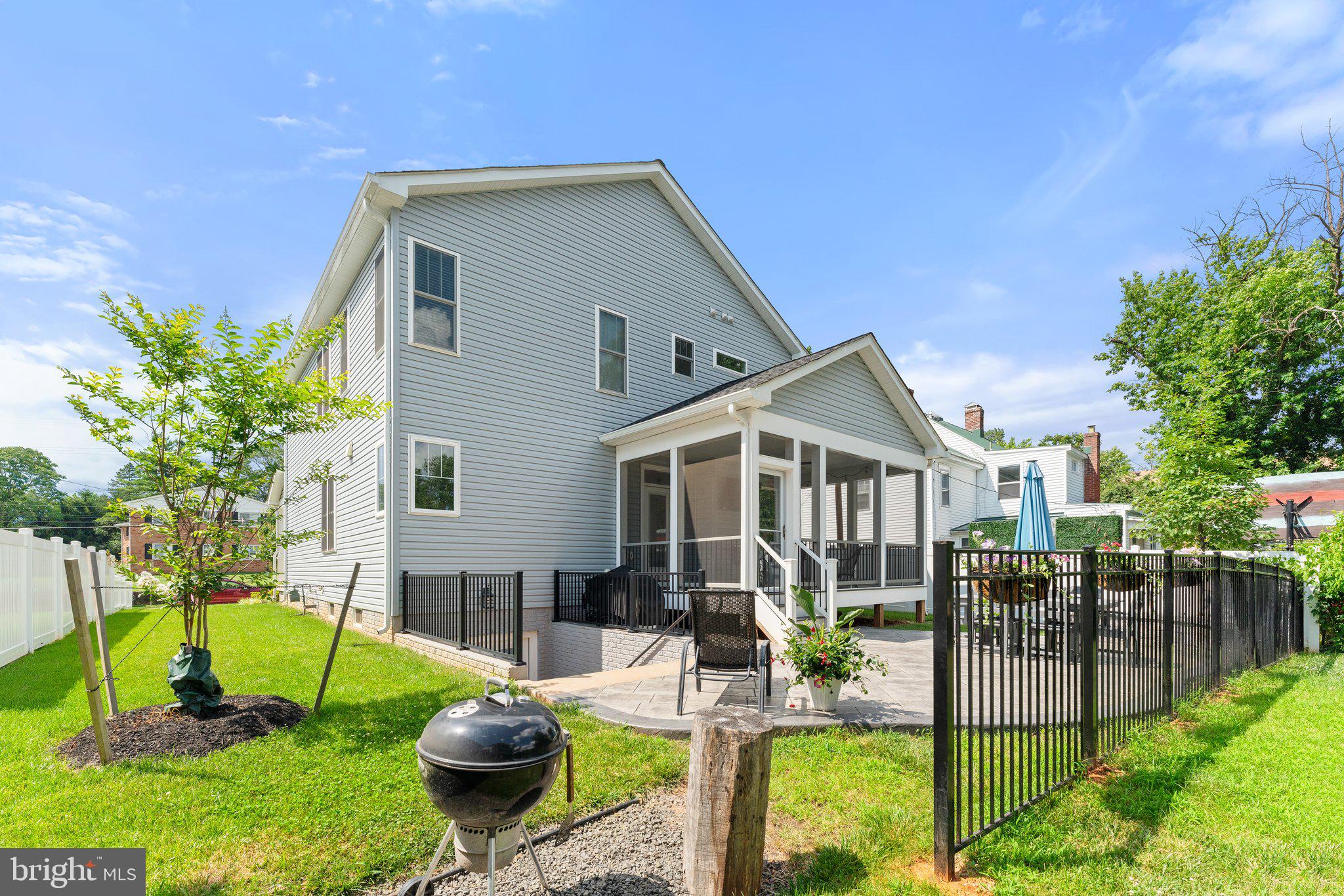 165 GREEN STREET