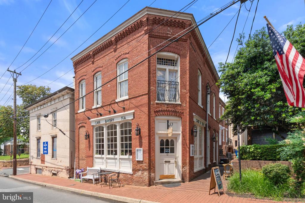165 GREEN STREET
