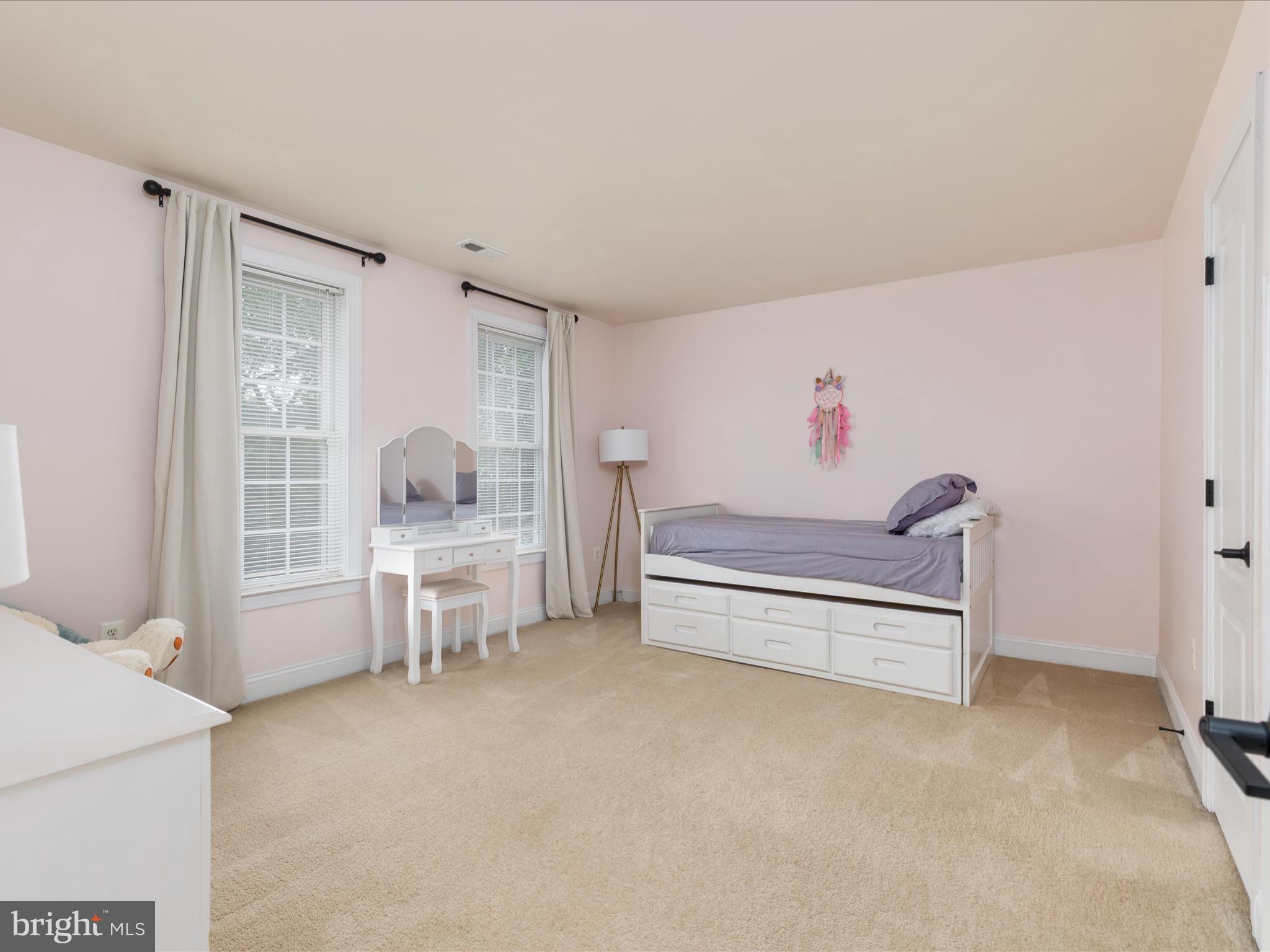6904 EMMA COURT