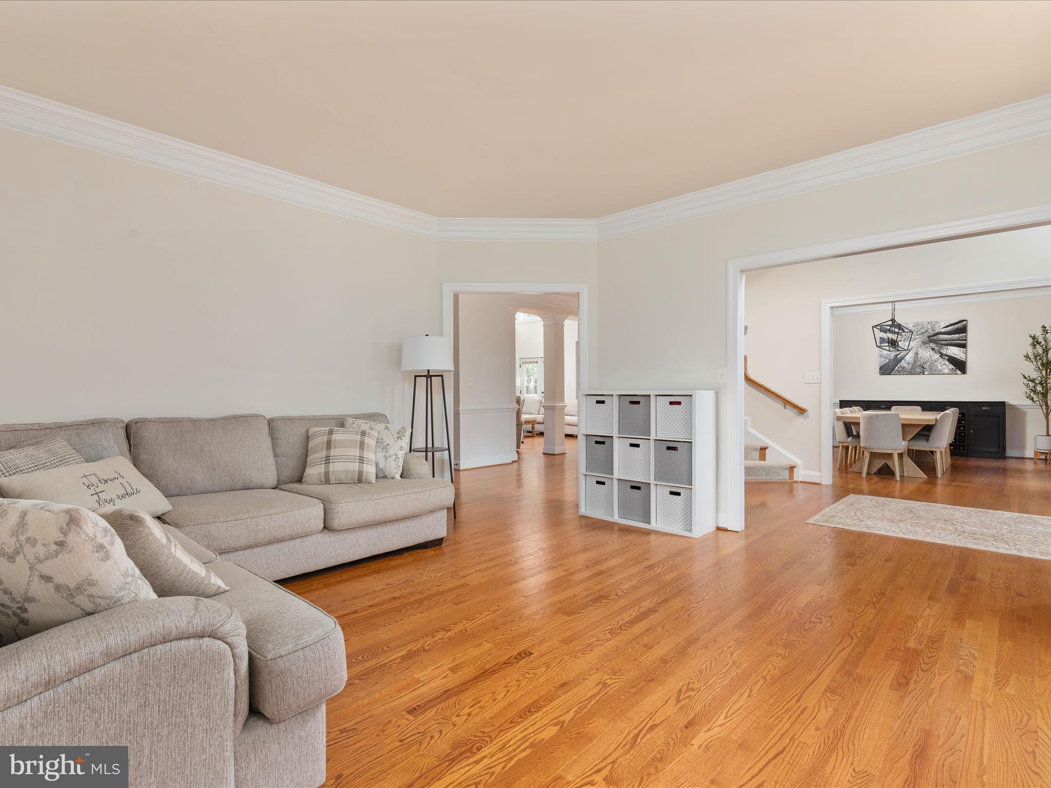 6904 EMMA COURT