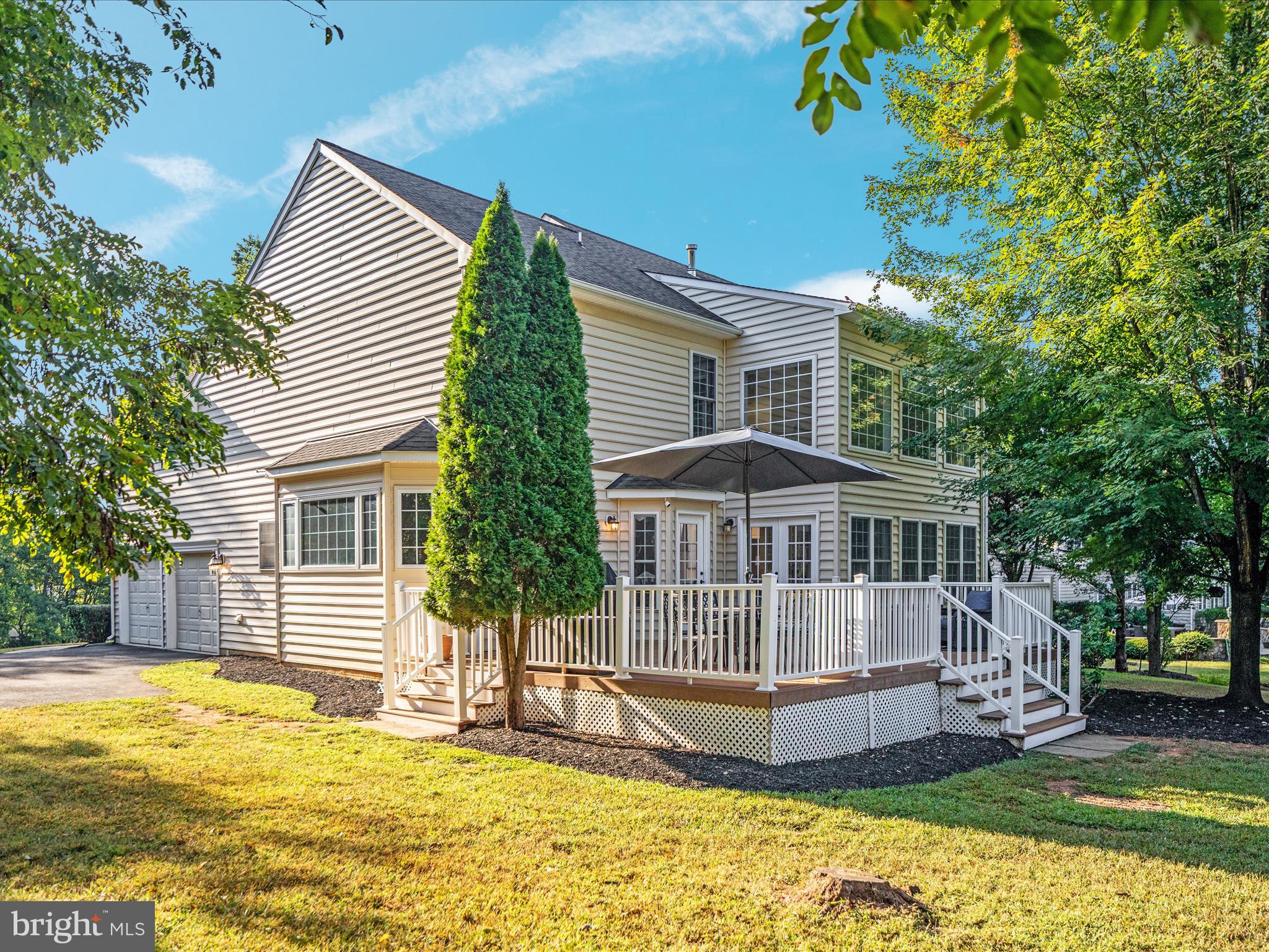 6904 EMMA COURT