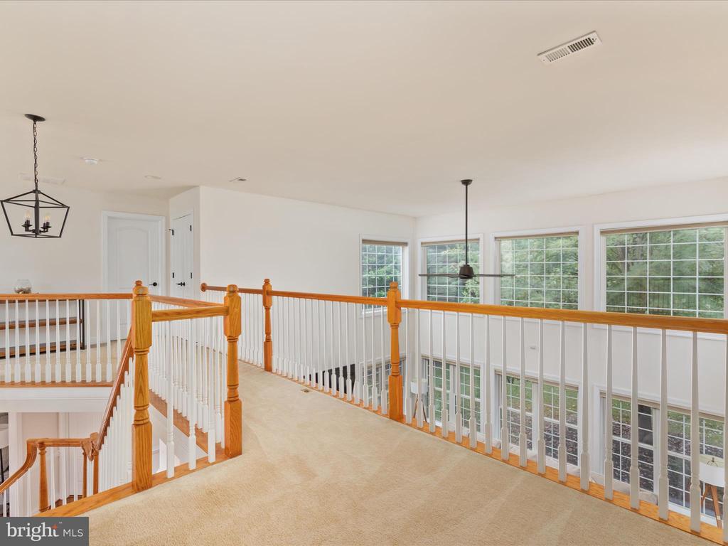6904 EMMA COURT