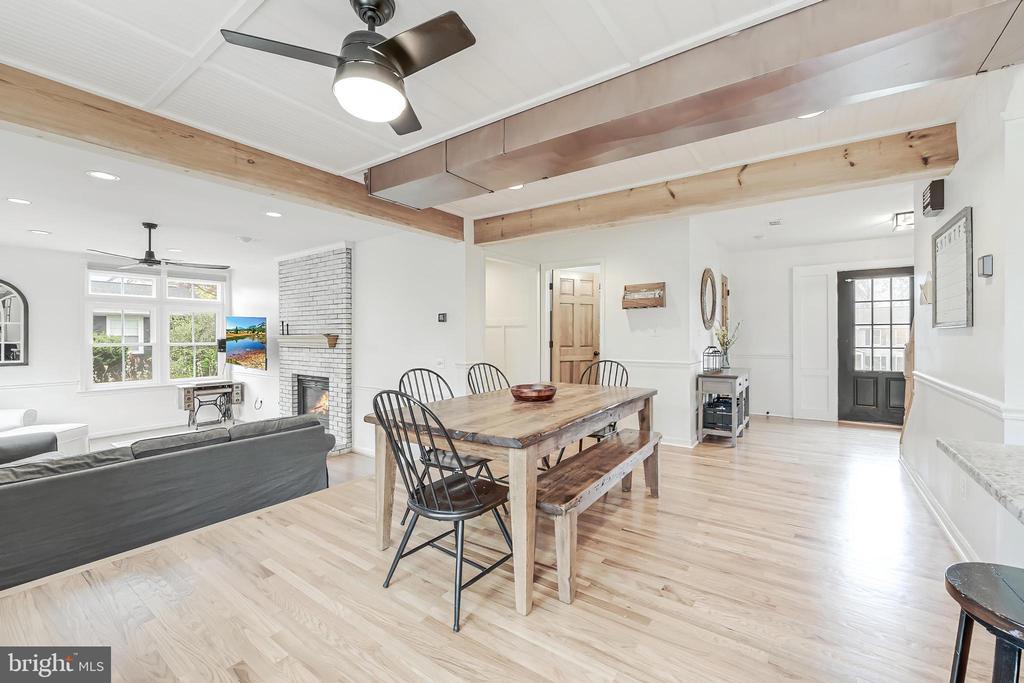 7277 MOSBY DRIVE