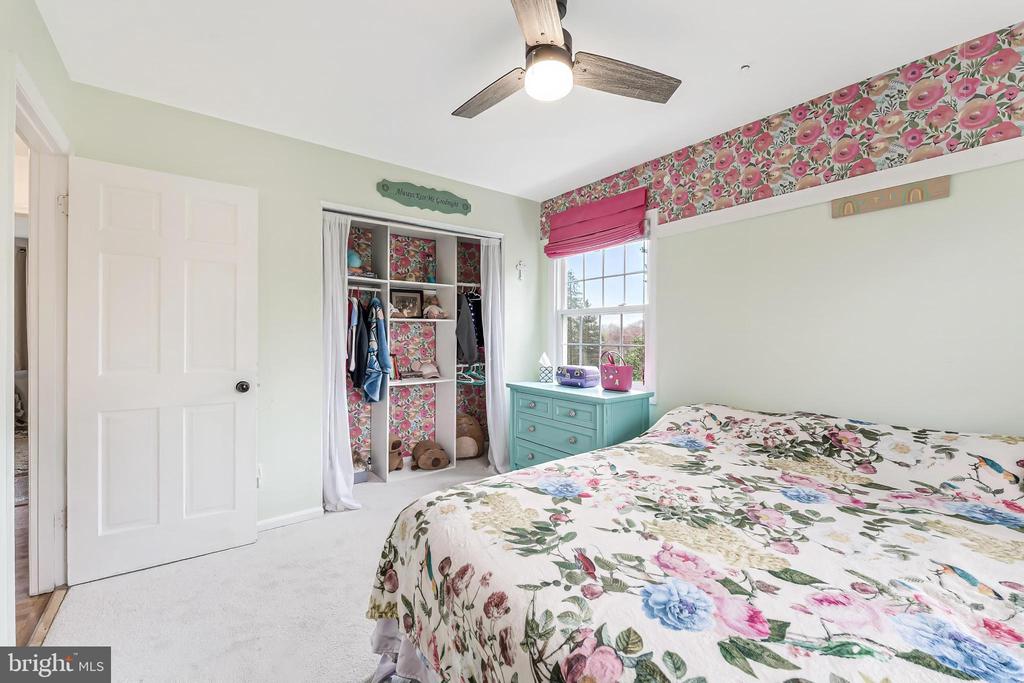 7277 MOSBY DRIVE