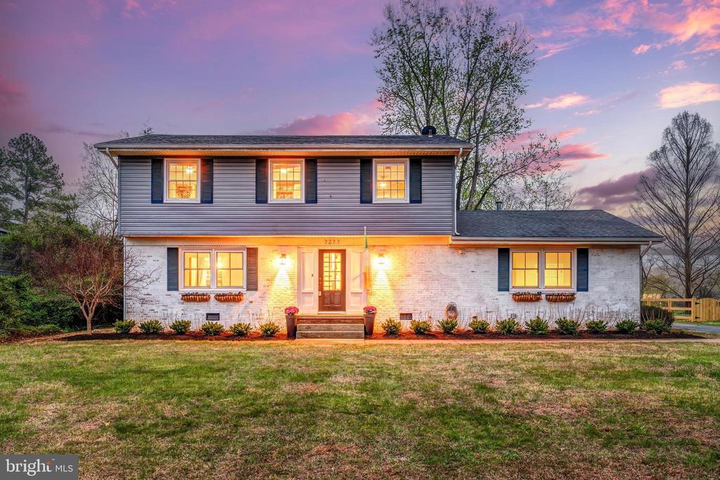 7277 MOSBY DRIVE
