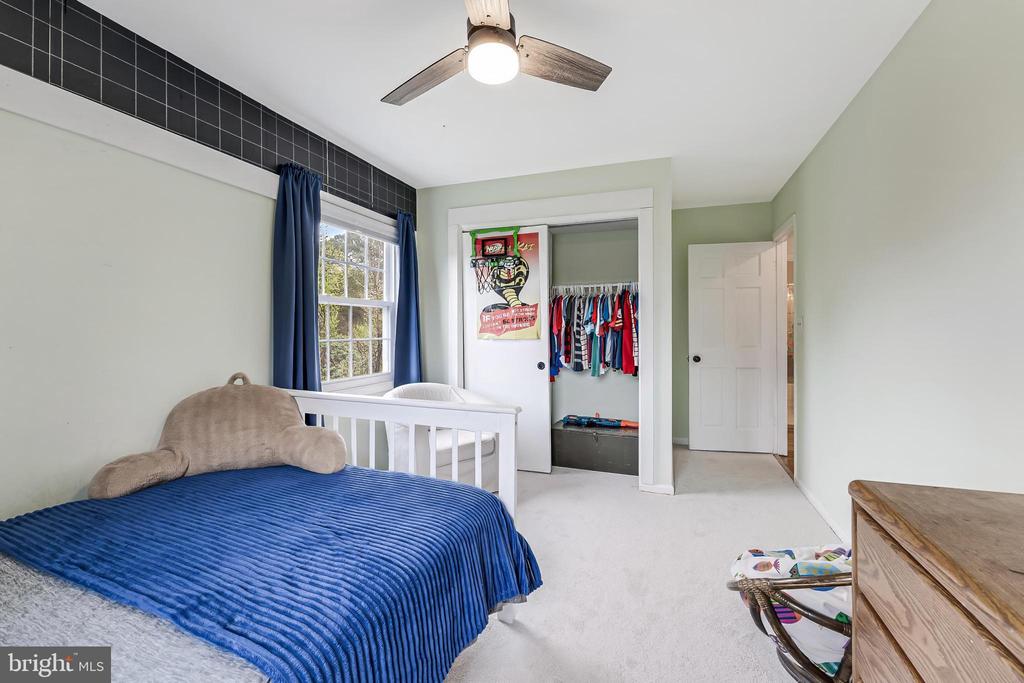 7277 MOSBY DRIVE