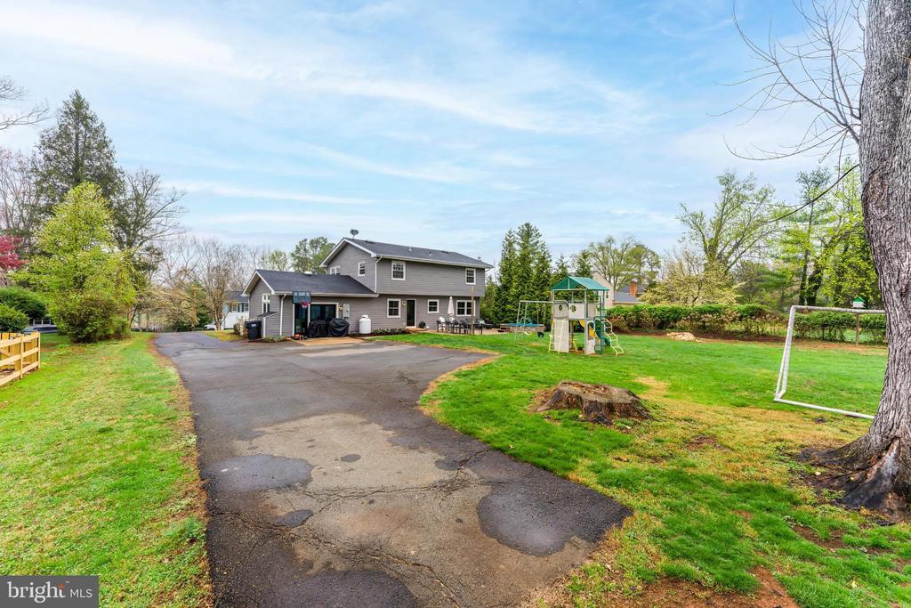7277 MOSBY DRIVE