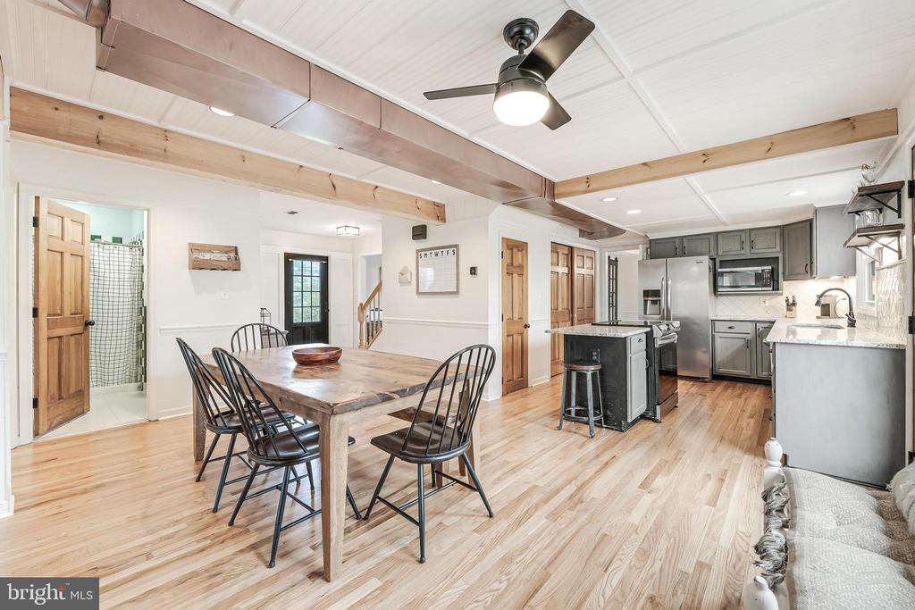 7277 MOSBY DRIVE