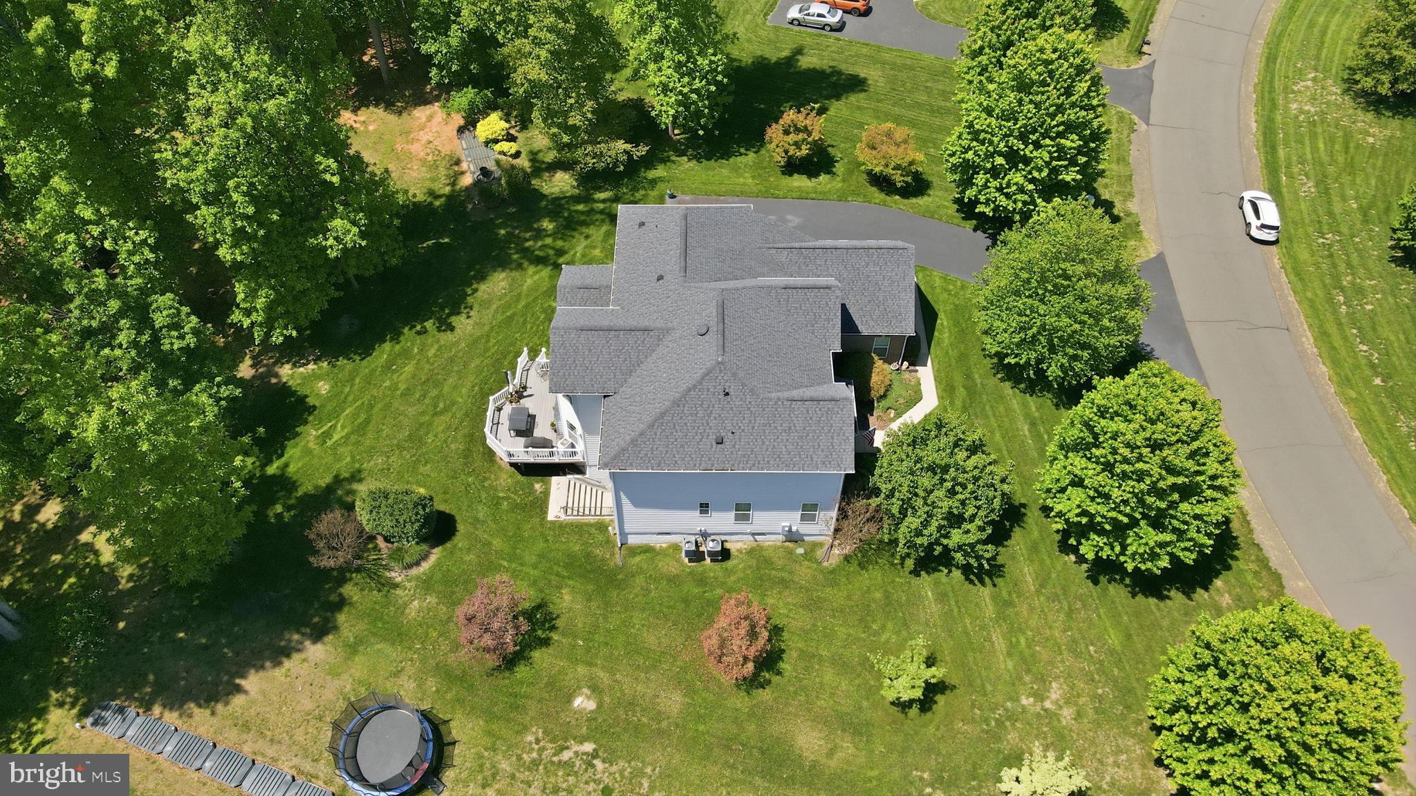 8025 SIDE HILL DRIVE