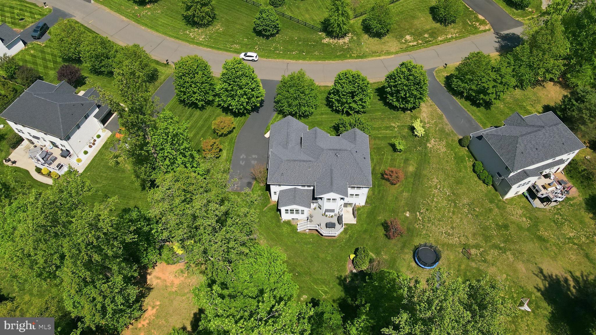 8025 SIDE HILL DRIVE
