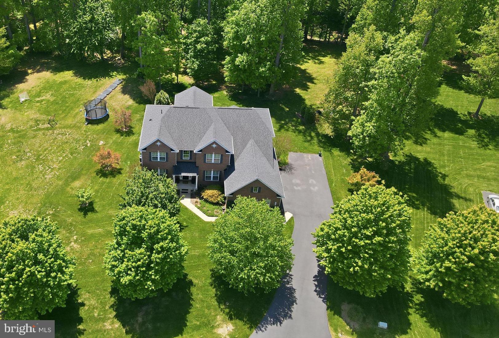 8025 SIDE HILL DRIVE