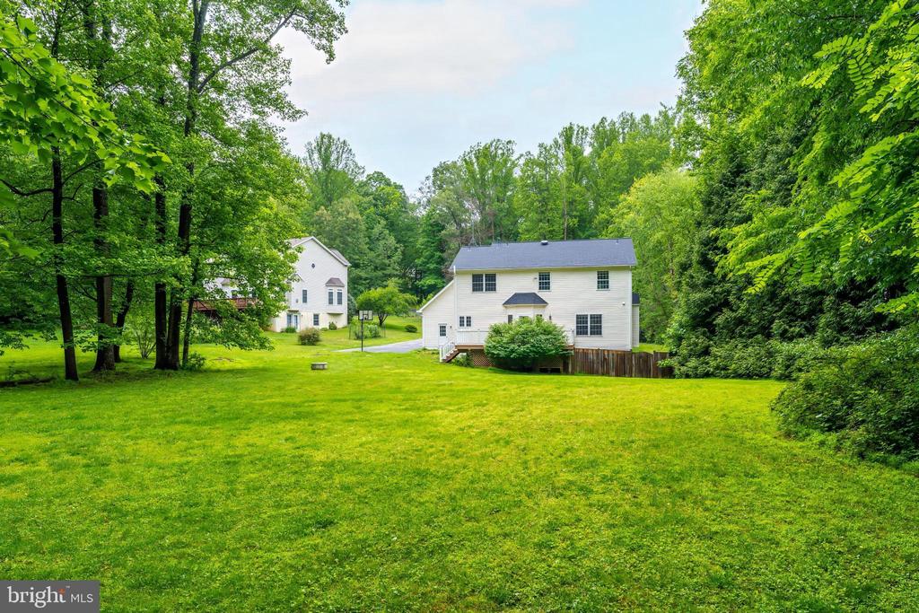 9085 GROUNDHOG LANE