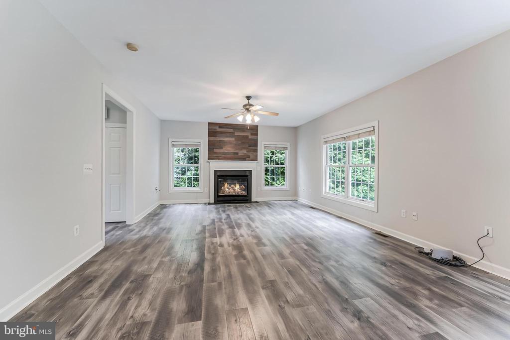 9085 GROUNDHOG LANE