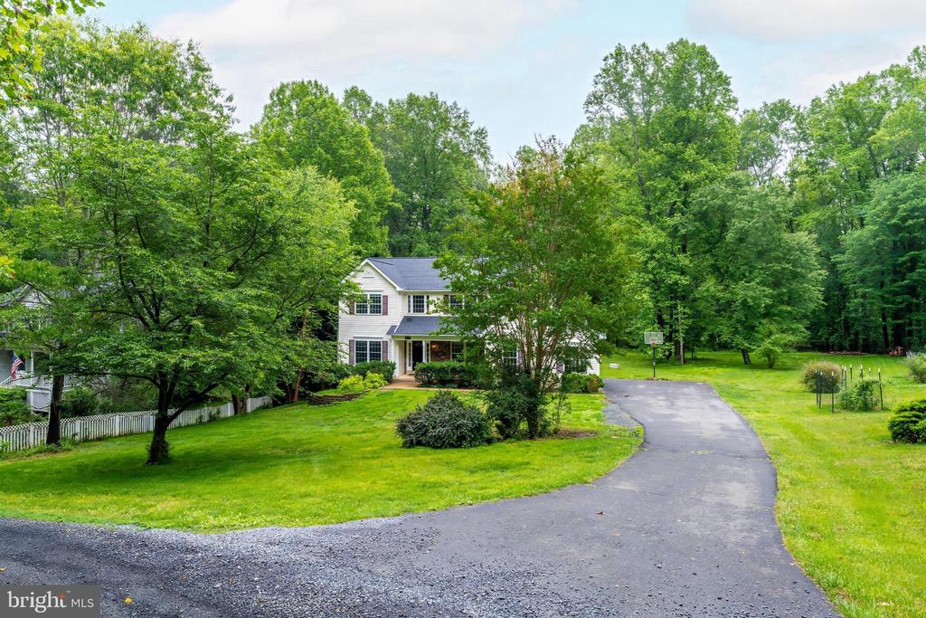 9085 GROUNDHOG LANE