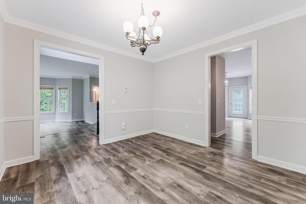 9085 GROUNDHOG LANE