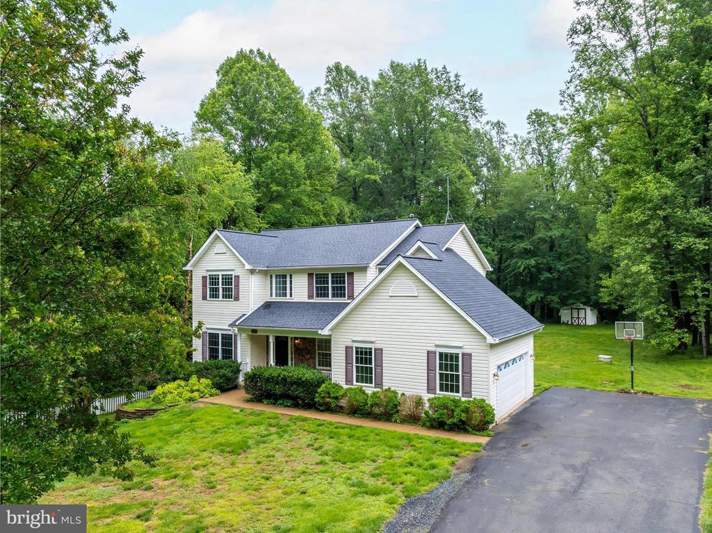 9085 GROUNDHOG LANE