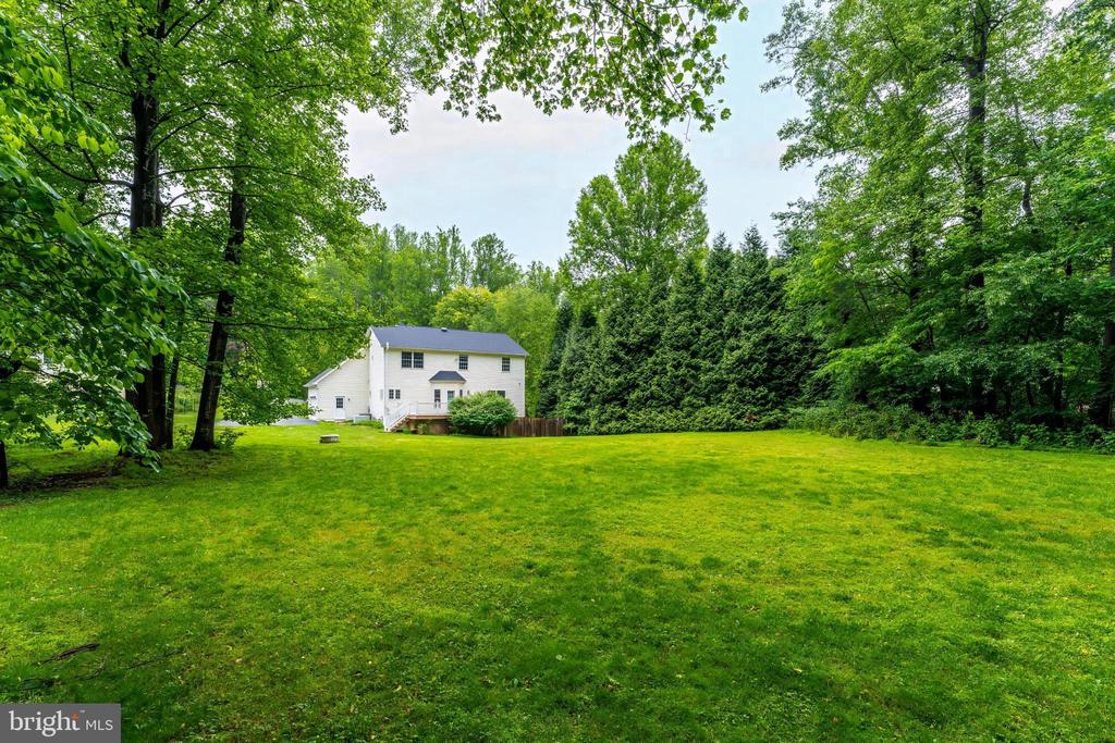 9085 GROUNDHOG LANE