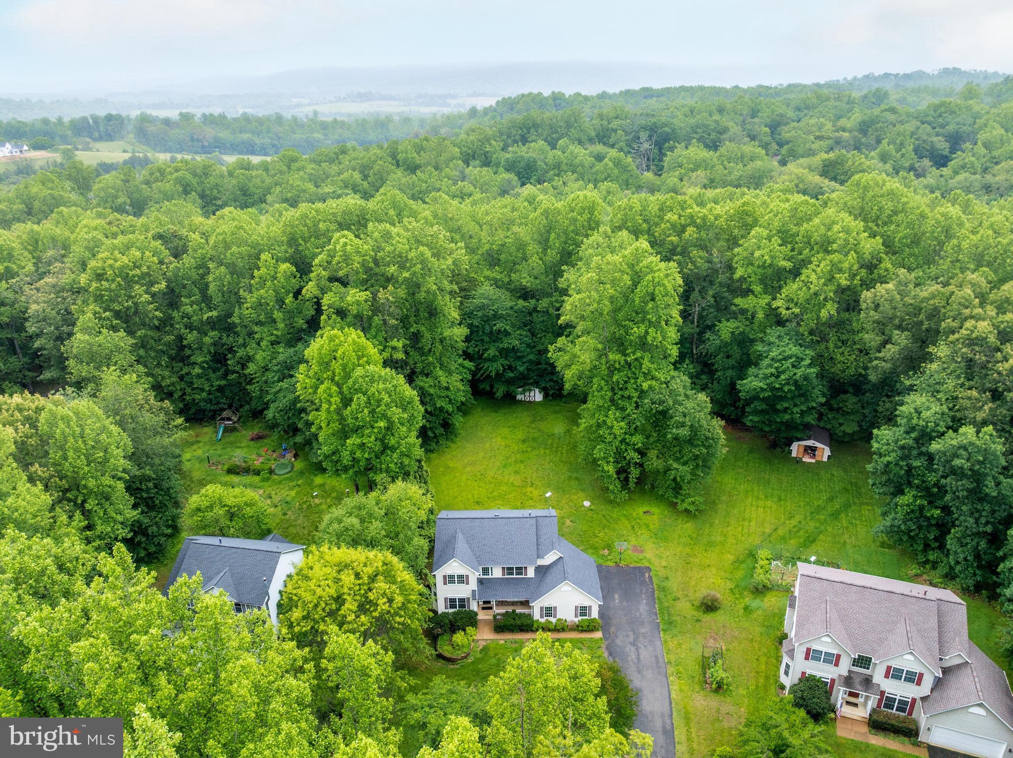 9085 GROUNDHOG LANE