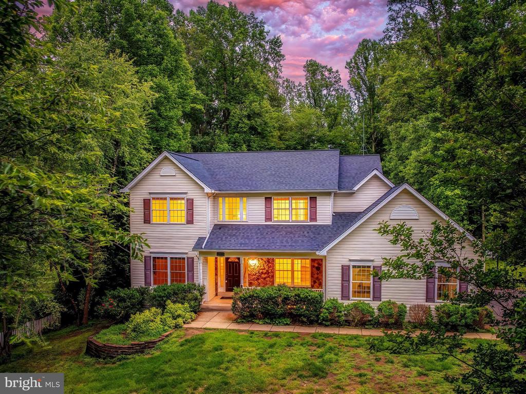 9085 GROUNDHOG LANE