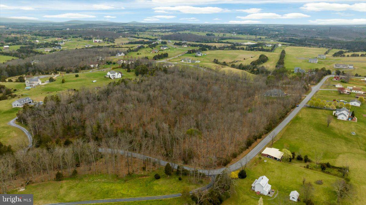 3 Huttle Rd