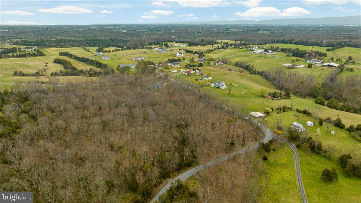 3 Huttle Rd