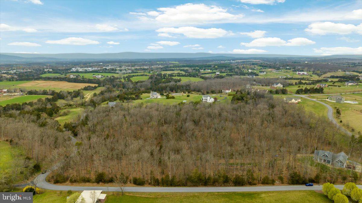 3 Huttle Rd