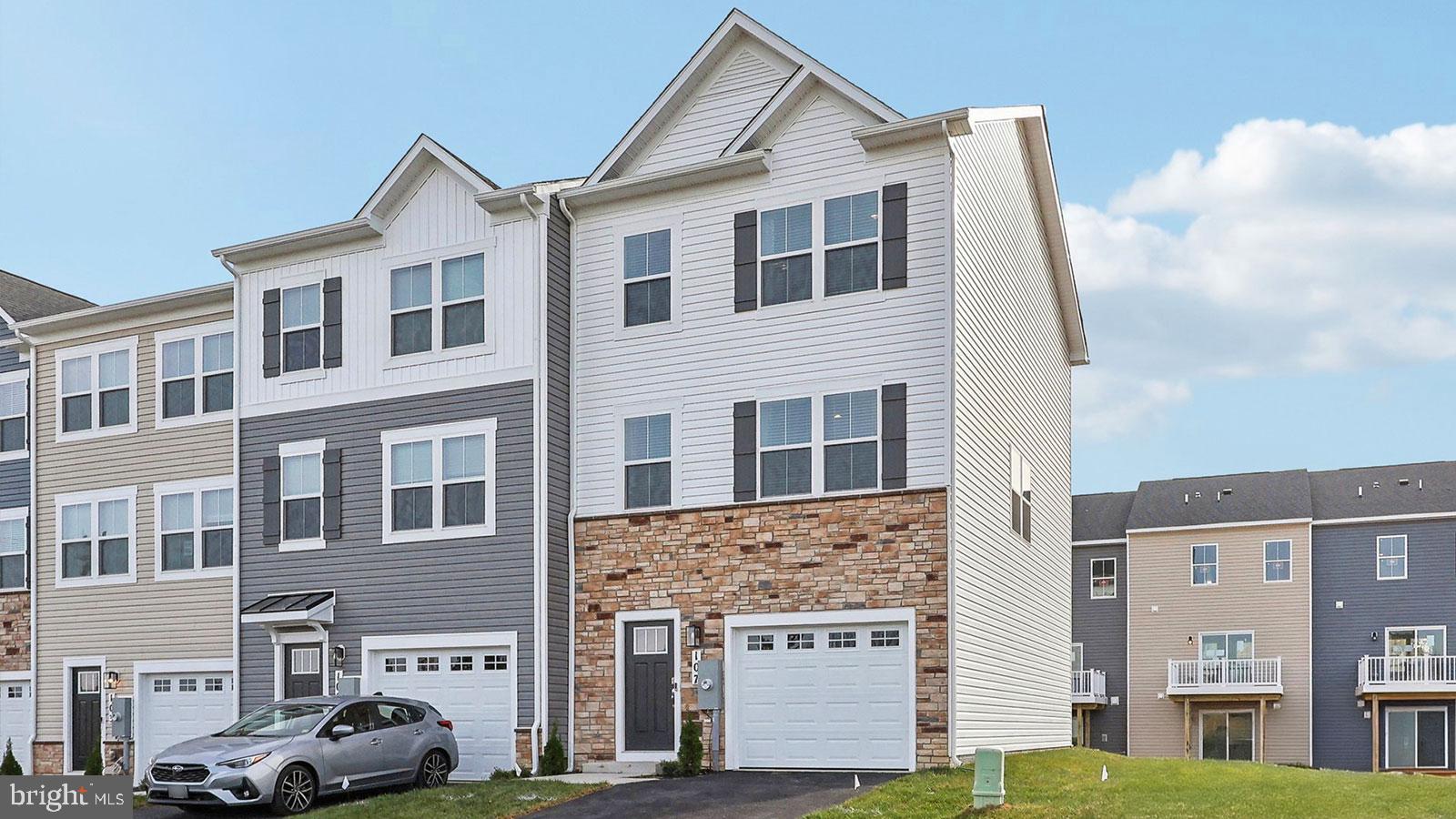170 Munsee Cir