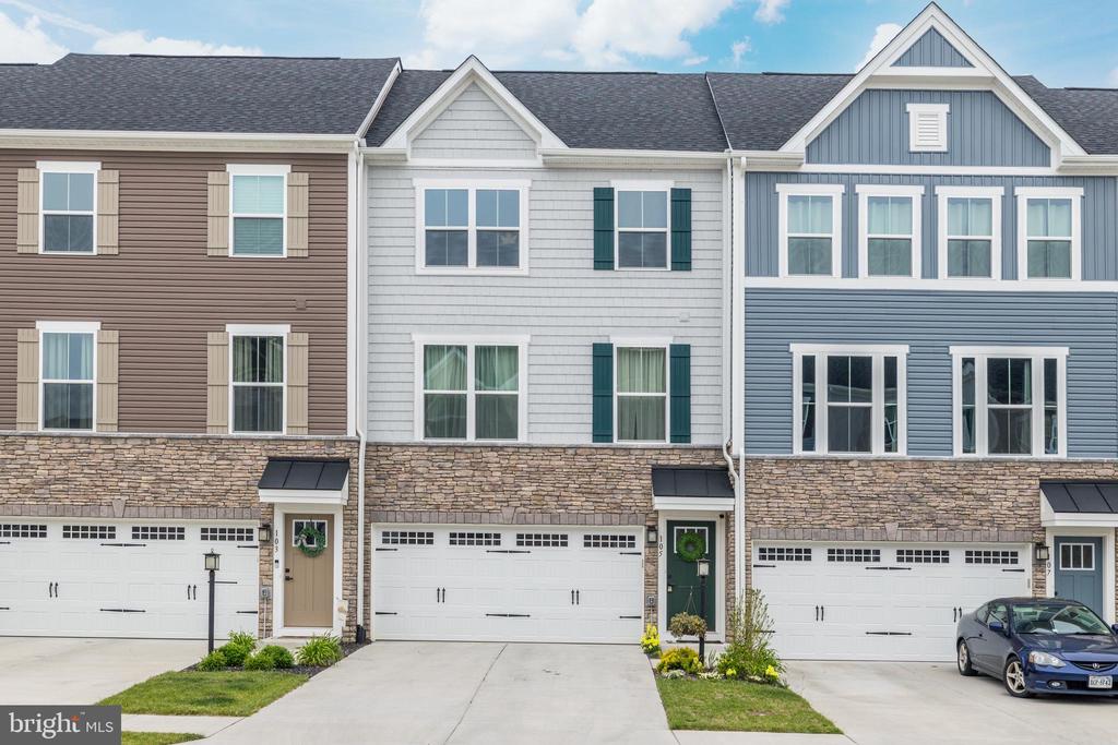 105 BURKWOOD