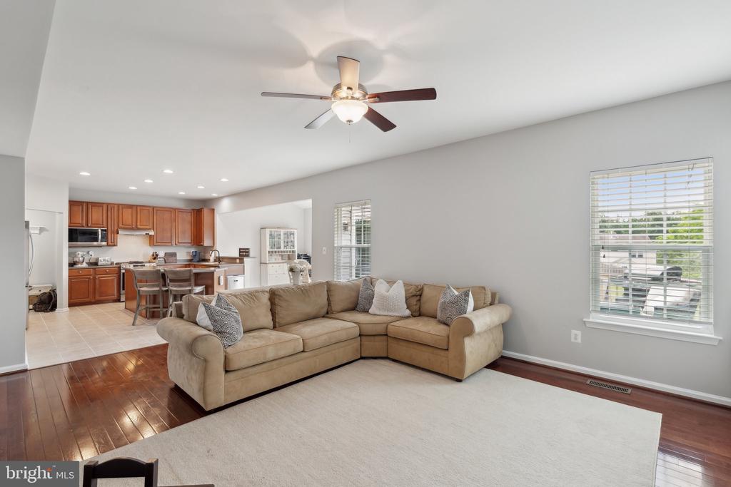 210 Morlyn Dr