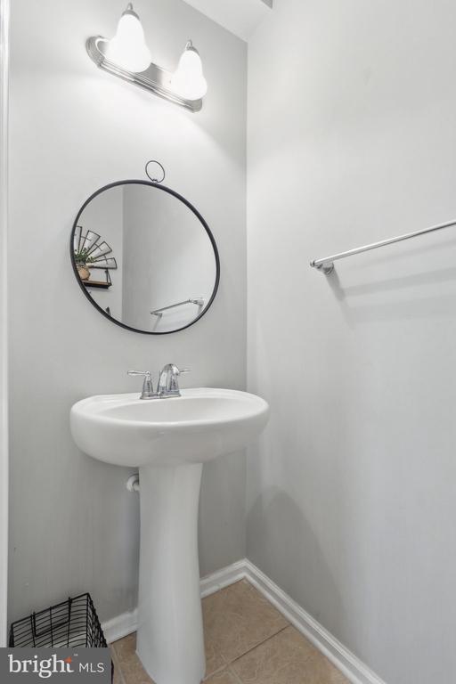 210 Morlyn Dr