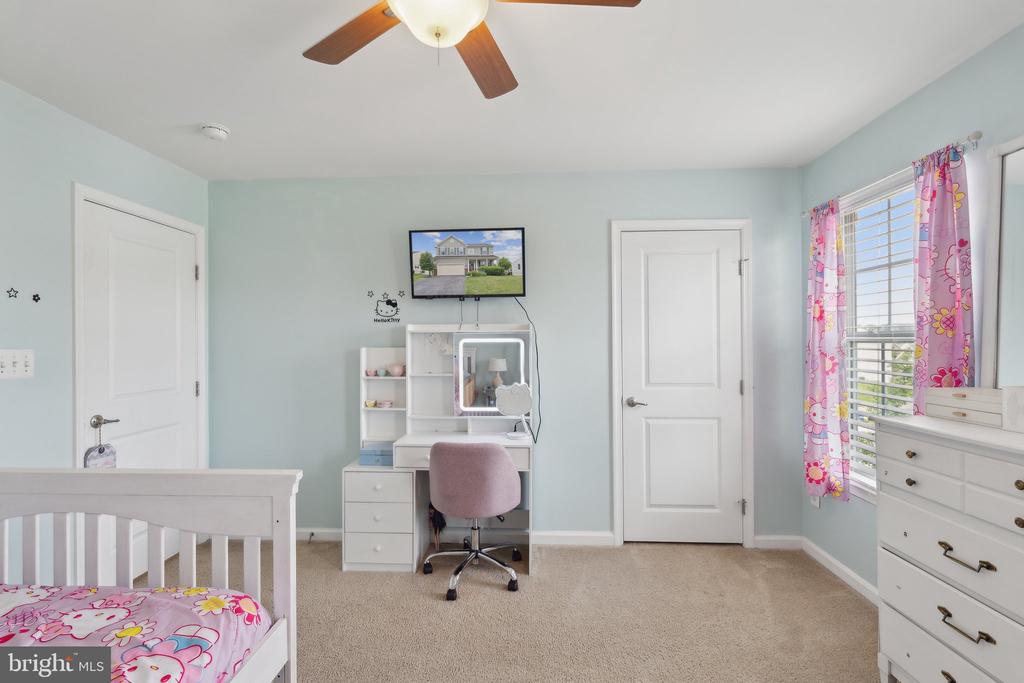 210 Morlyn Dr