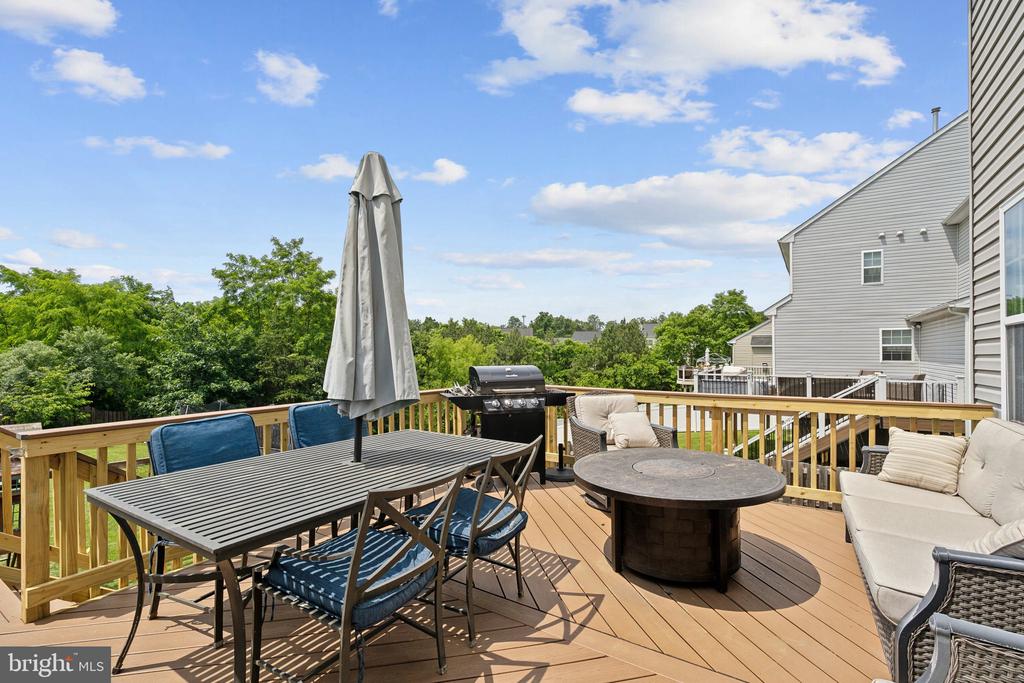 210 Morlyn Dr