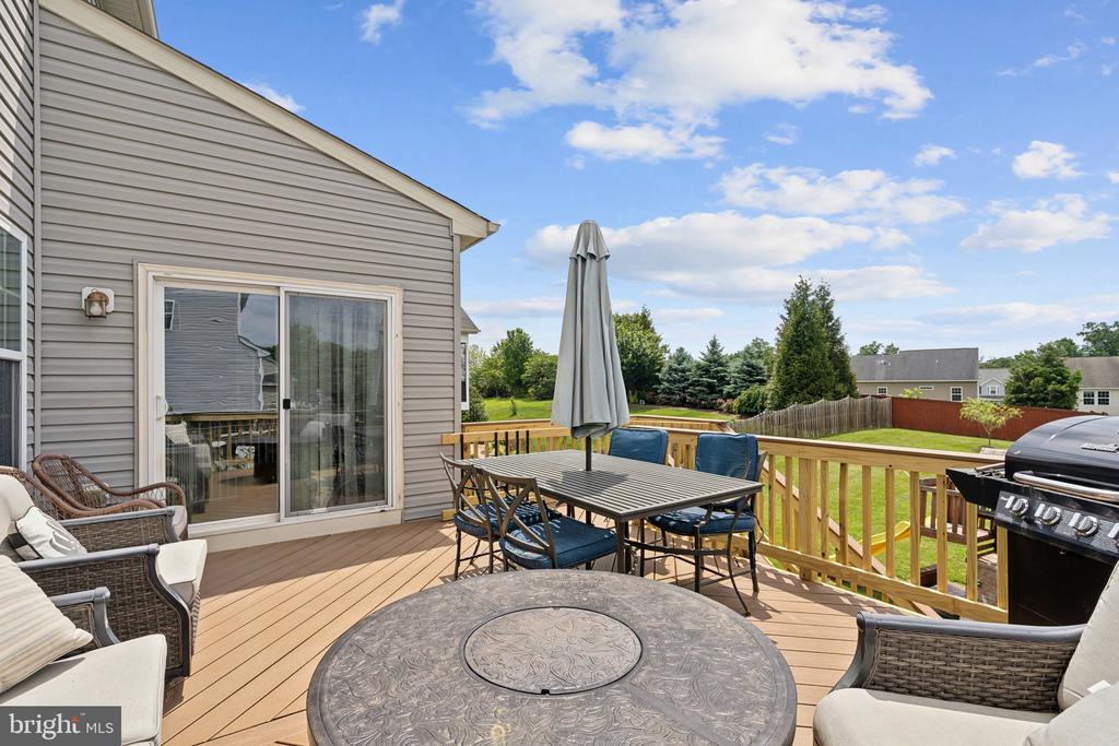 210 Morlyn Dr
