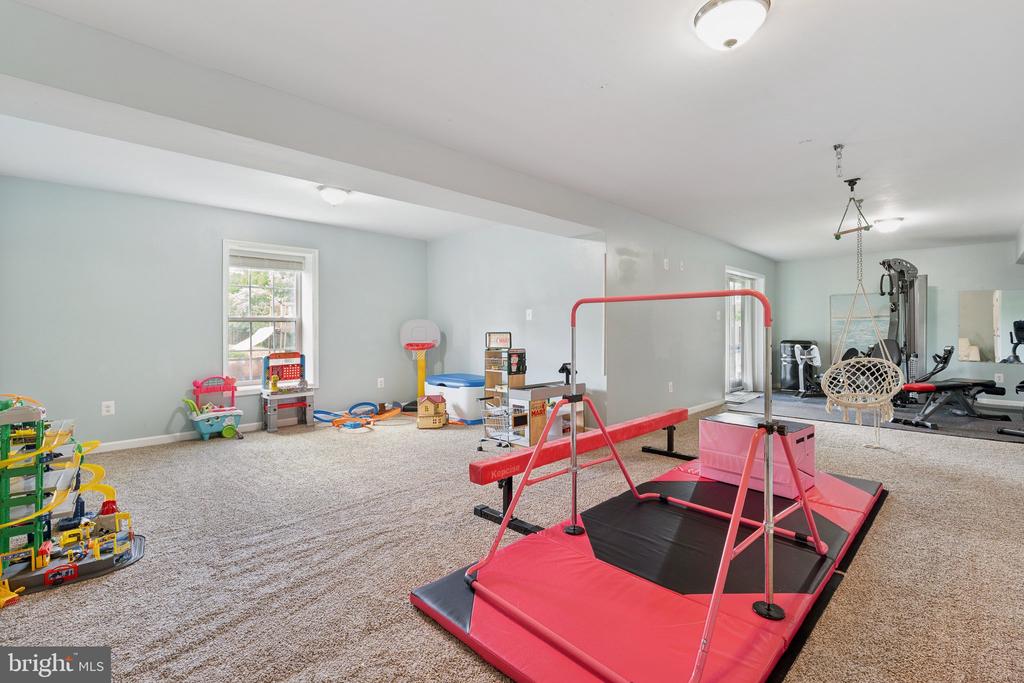 210 Morlyn Dr