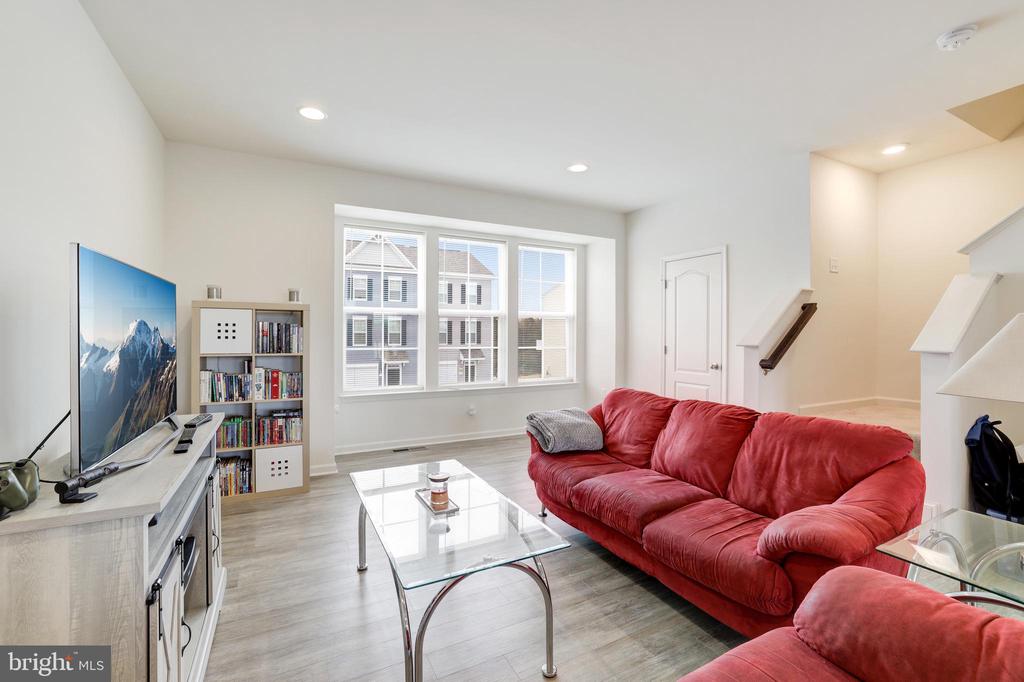 127 METCALF TERRACE