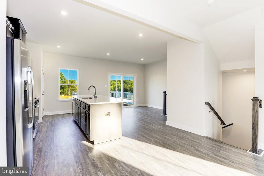 120 TWINLEAF WAY