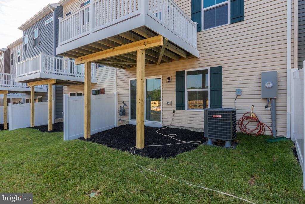120 TWINLEAF WAY