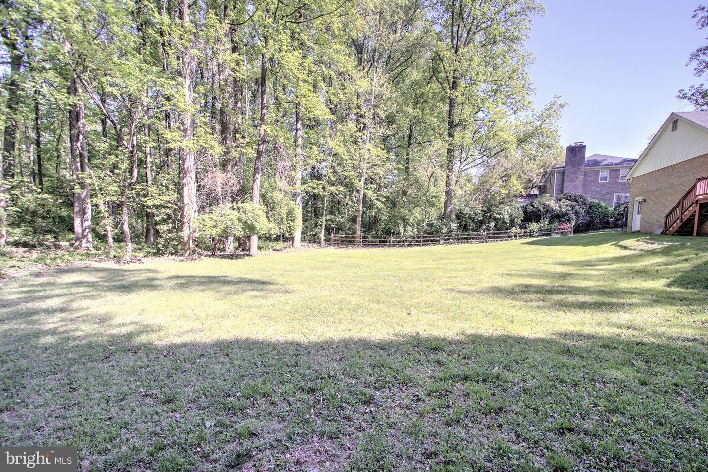 9246 Wood Glade Dr